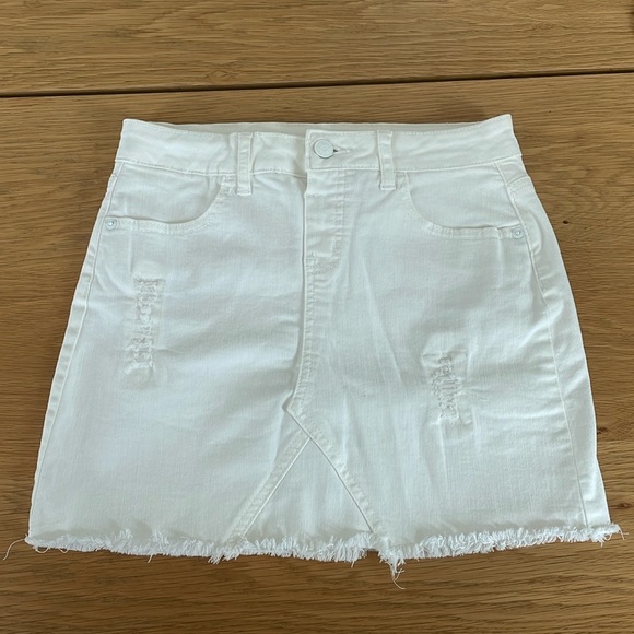 Justice White Denim Mini Skirt - Picture 1 of 5